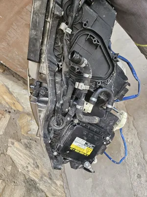 Lexus LS460 Headlight Charger Type