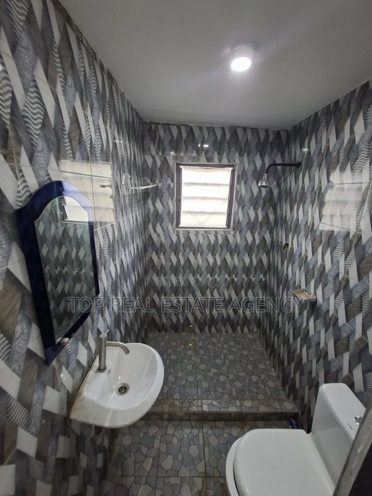 1bdrm Apartment in Dome K. Boat, Ga East Municipal for rent