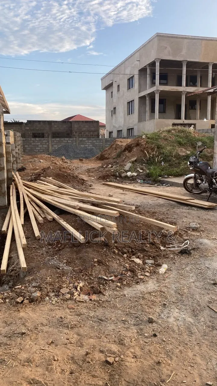 Half Plot at Lakeside