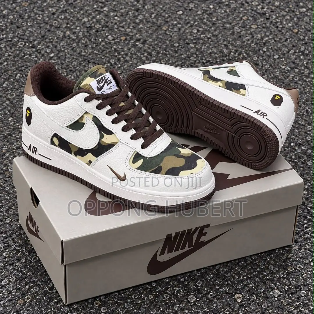 Nike Sneakers