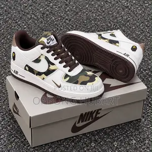 Nike Sneakers
