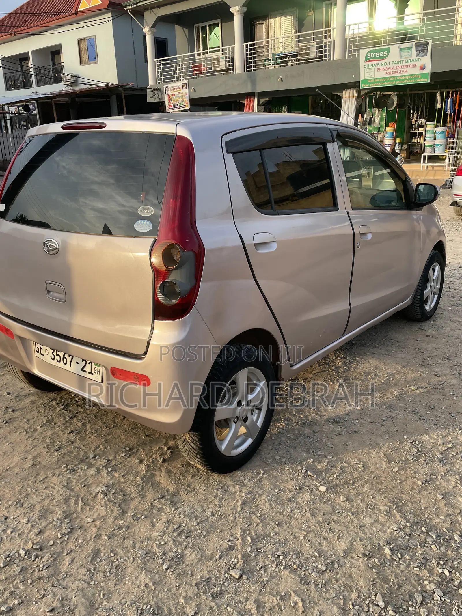Daihatsu Mira 2011 Pink