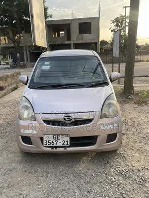 Daihatsu Mira 2011 Pink