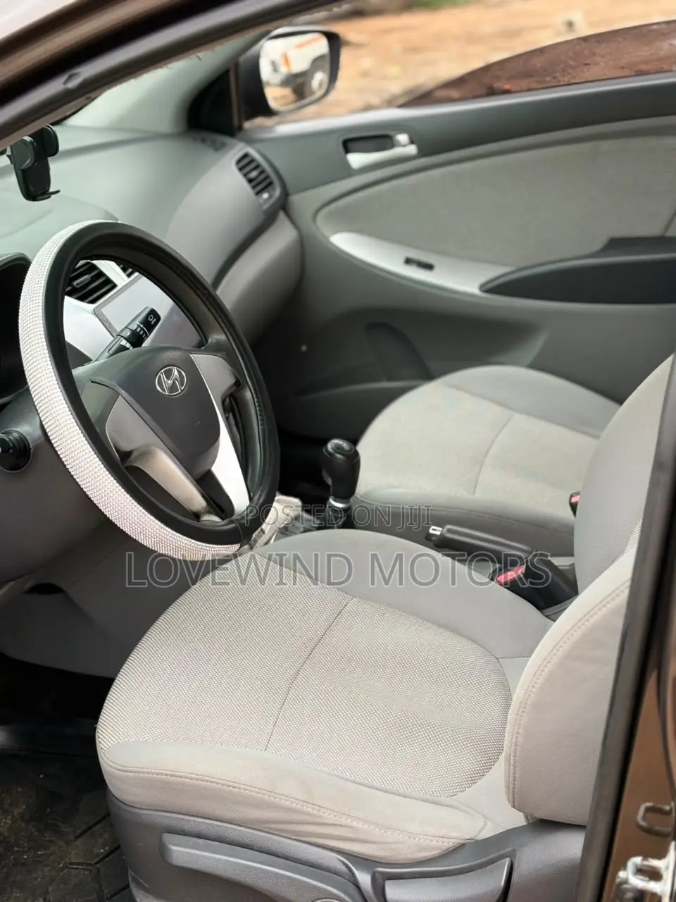 Hyundai Accent 2012 Gray