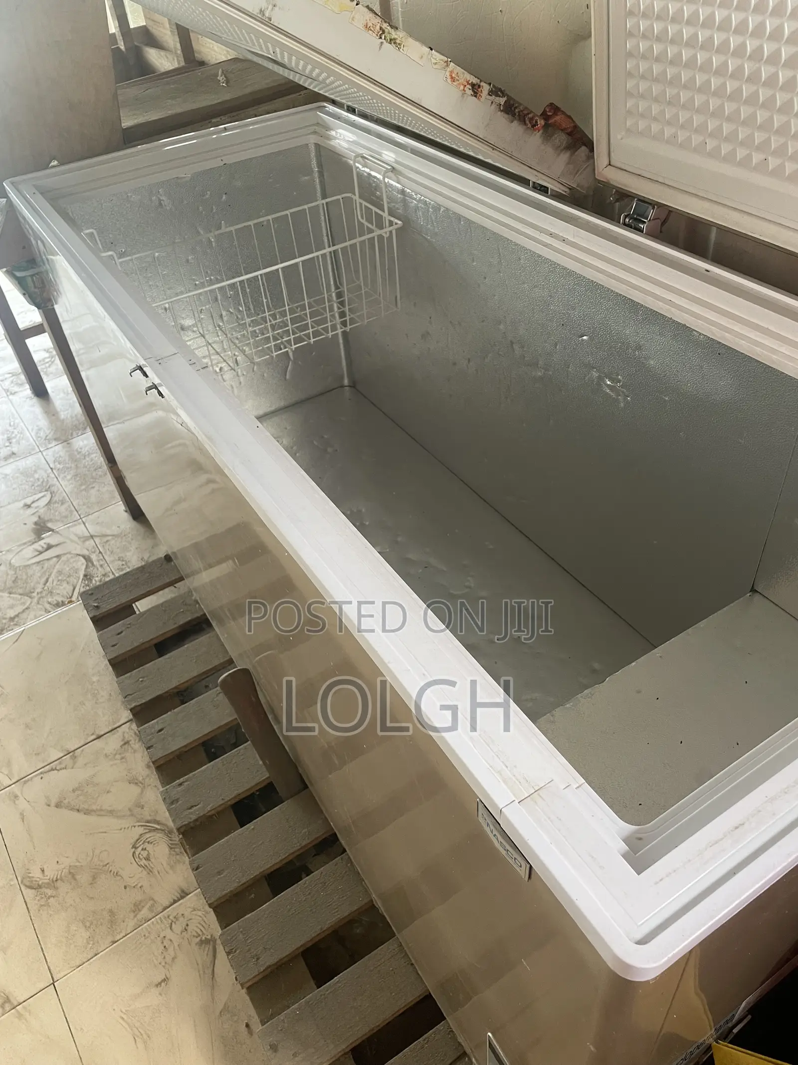 Gently Used Nascochest Freezer 600 LTRS