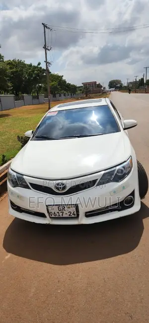 Toyota Camry 2013 White