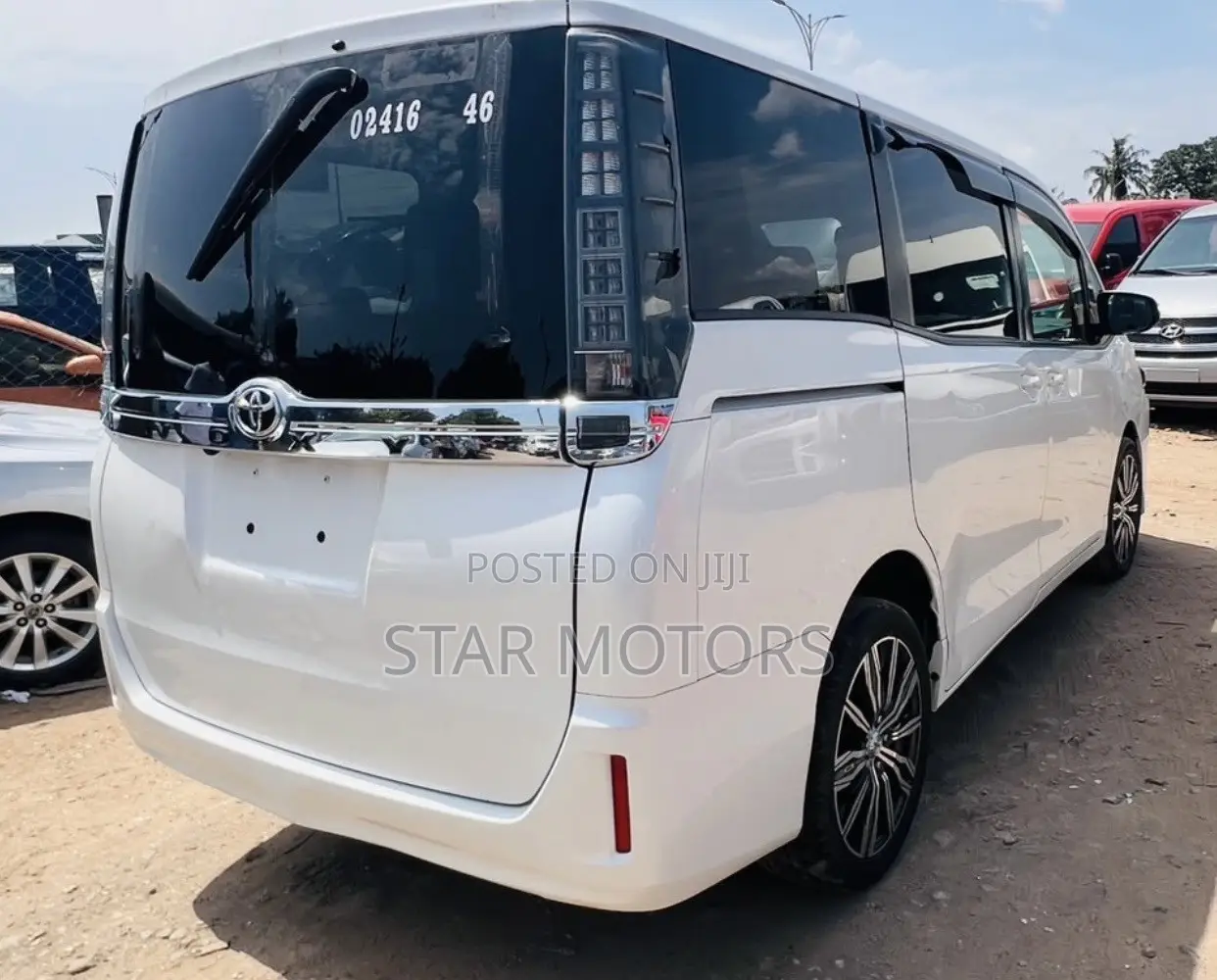 Toyota Voxy 2015 White