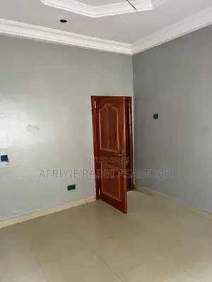 3bdrm House in Ahodwo Daban Main, Kumasi Metropolitan for rent