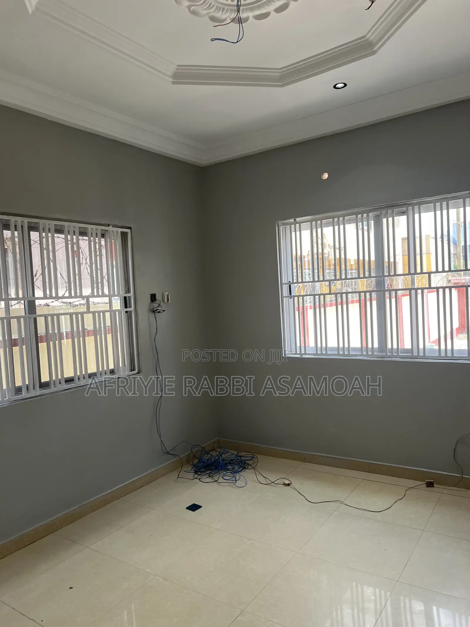 3bdrm House in Ahodwo Daban Main, Kumasi Metropolitan for rent