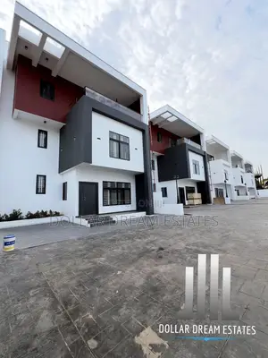 4bdrm Townhouse/Terrace in East Legon for sale