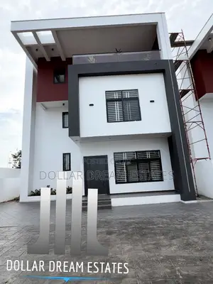 4bdrm Townhouse/Terrace in East Legon for sale