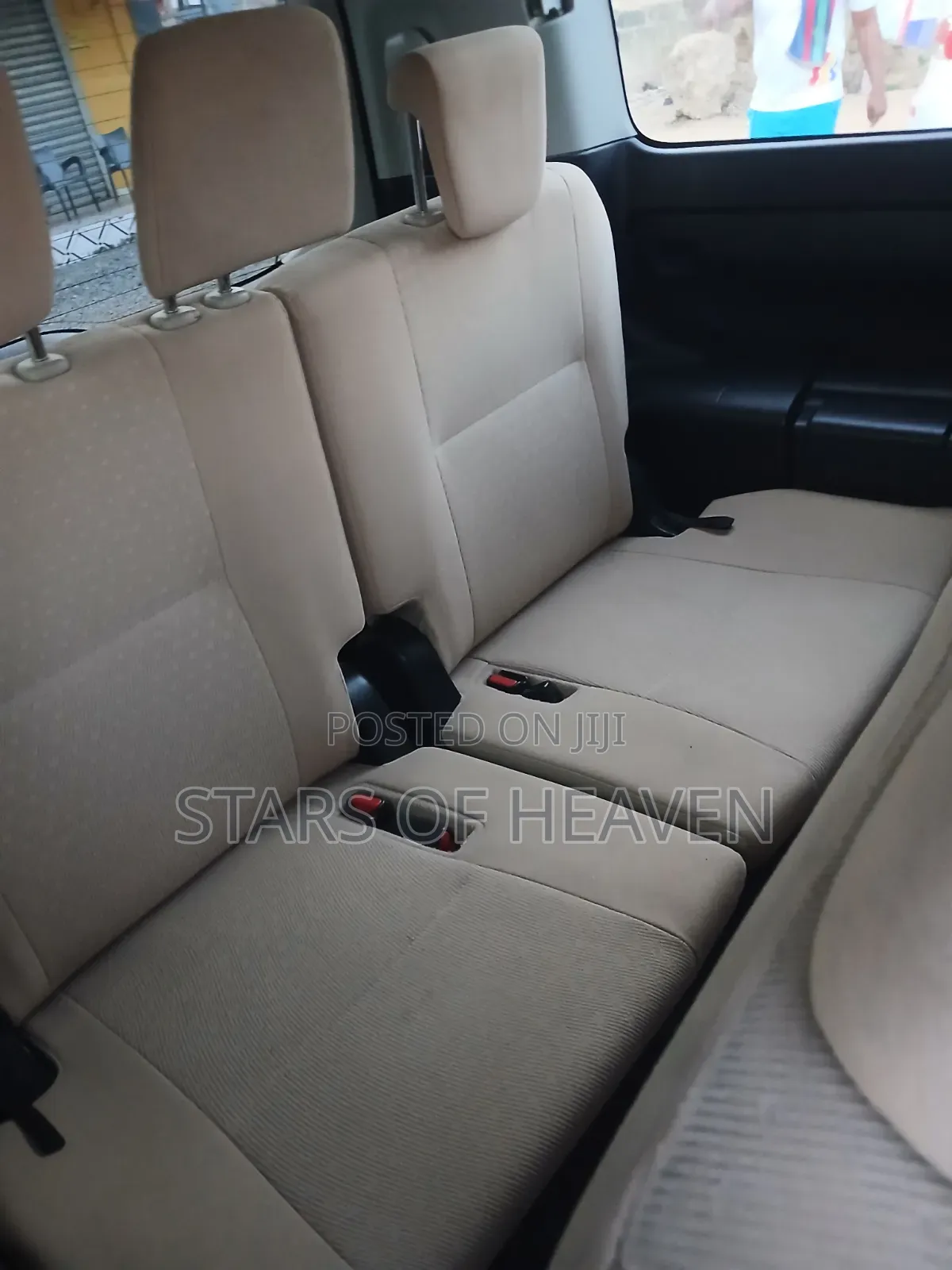 Toyota Noah 2016 Silver