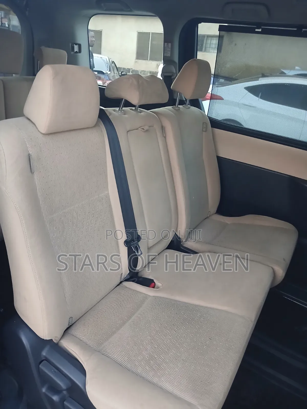 Toyota Noah 2016 Silver