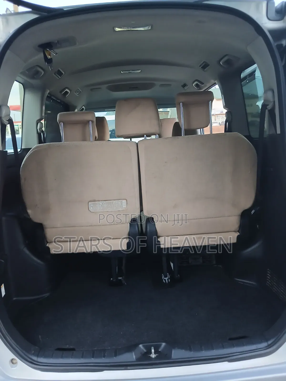 Toyota Noah 2016 Silver