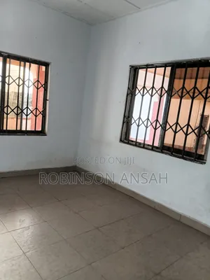Furnished 1bdrm Apartment in Apatrapapa Pkukrom, Atwima Mponua