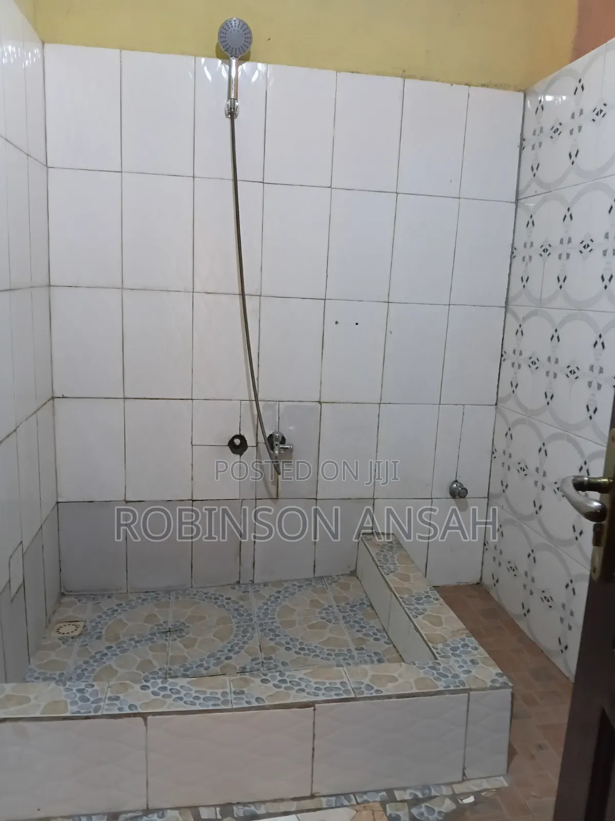Furnished 1bdrm Apartment in Apatrapapa Pkukrom, Atwima Mponua