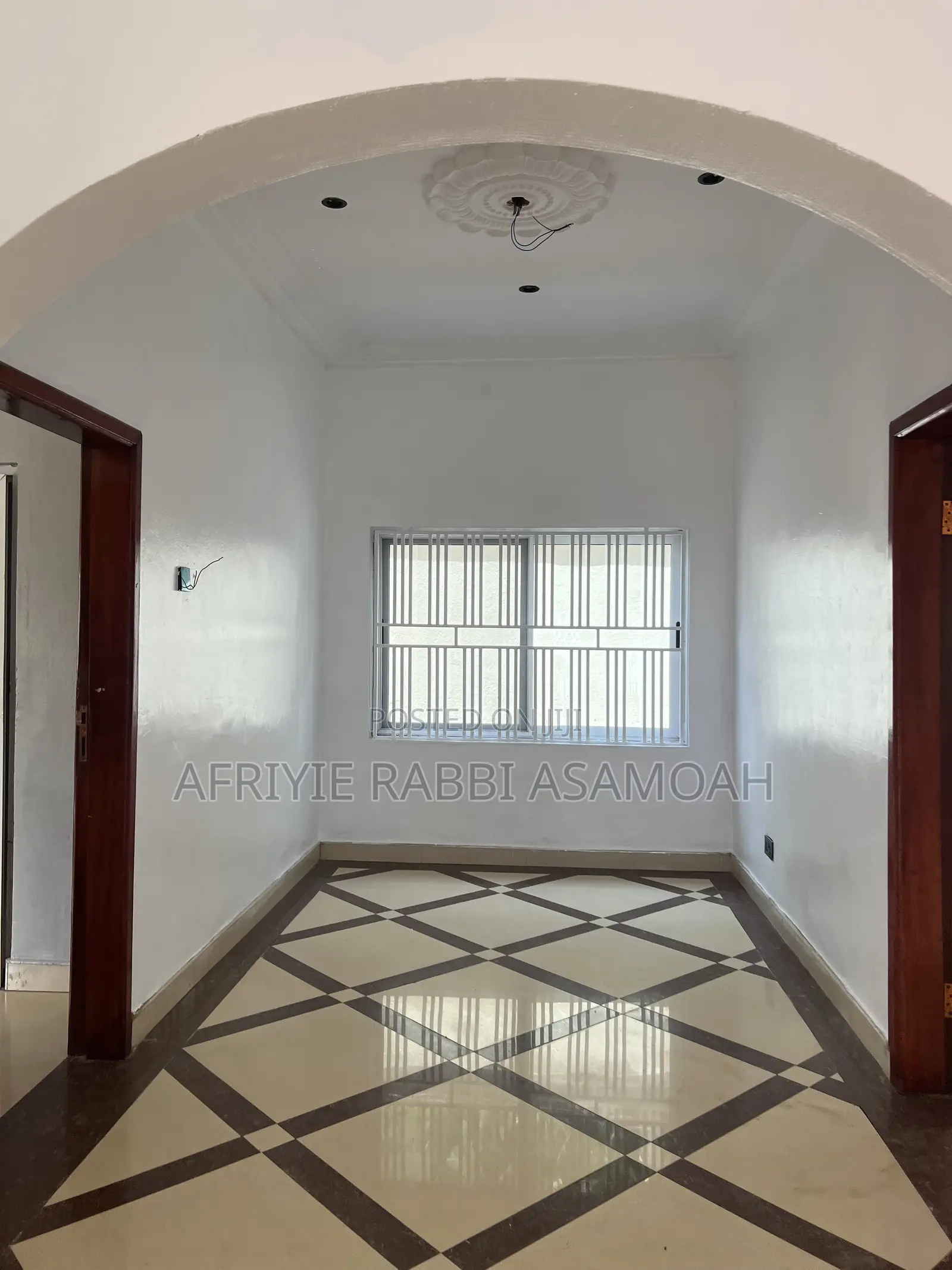 3bdrm House in Ahodwo Daban Main, Kumasi Metropolitan for rent