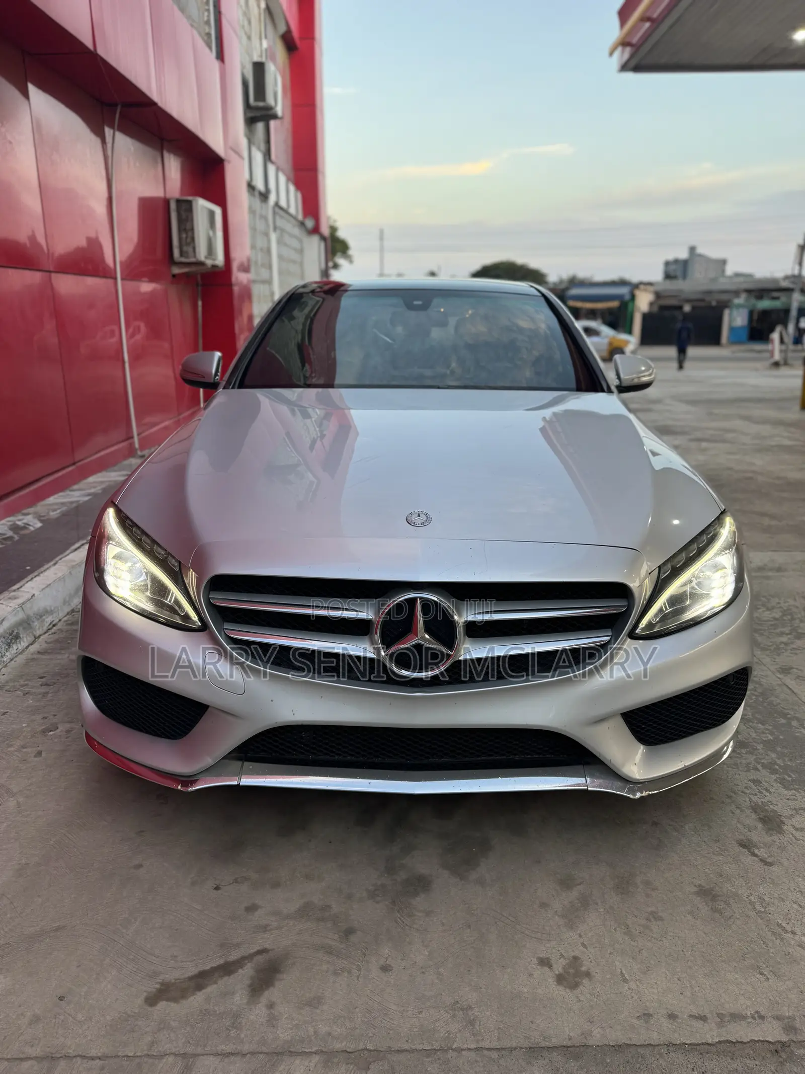 Mercedes-Benz C300 Base AWD 4Matic Sedan (2.0L 4cyl 7A) 2015 Silver