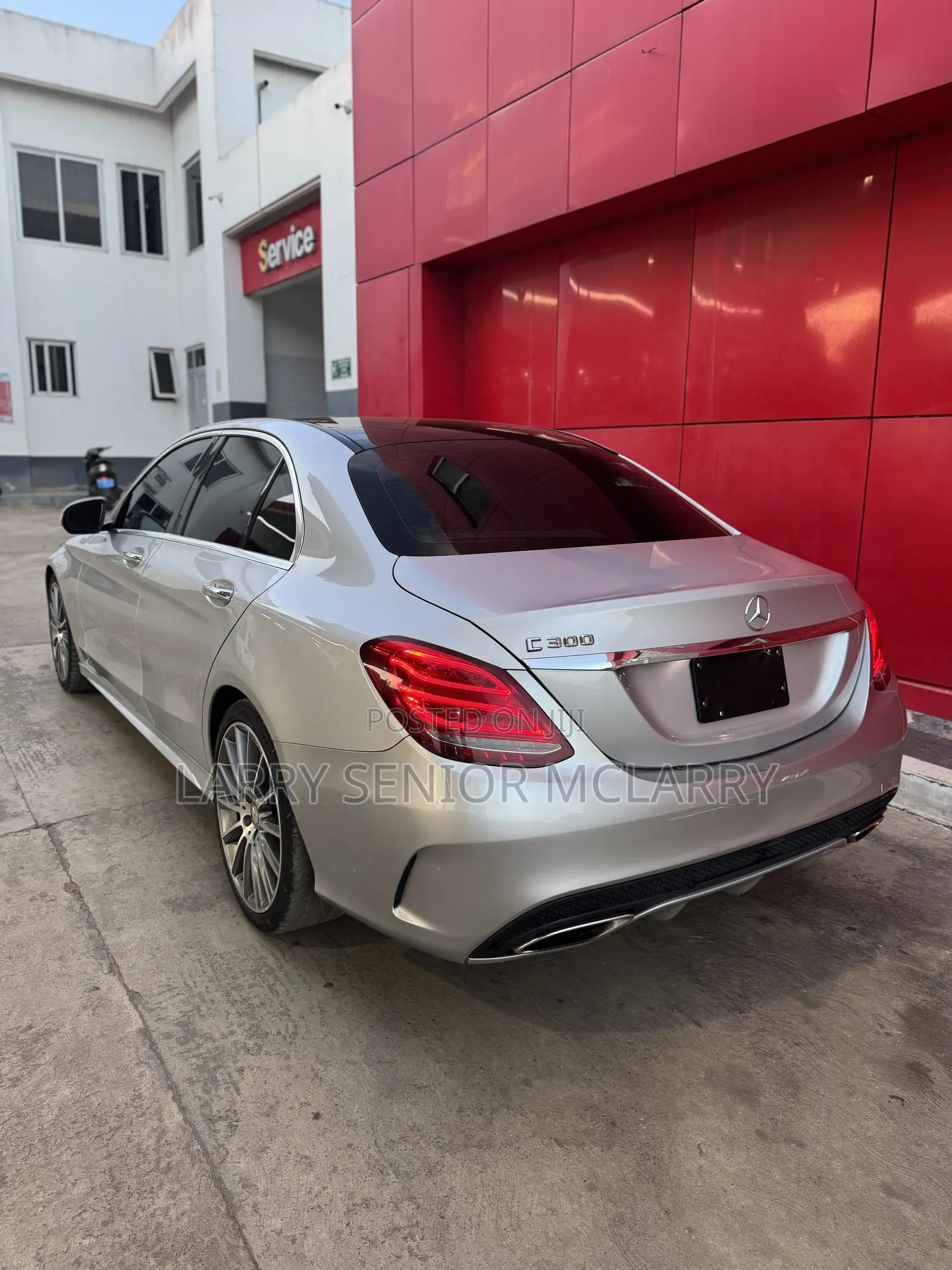 Mercedes-Benz C300 Base AWD 4Matic Sedan (2.0L 4cyl 7A) 2015 Silver