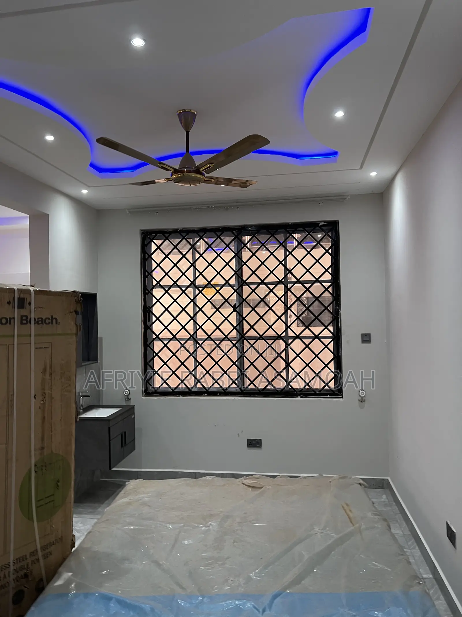 6bdrm House in Santasi Anyinam, Kumasi Metropolitan for sale