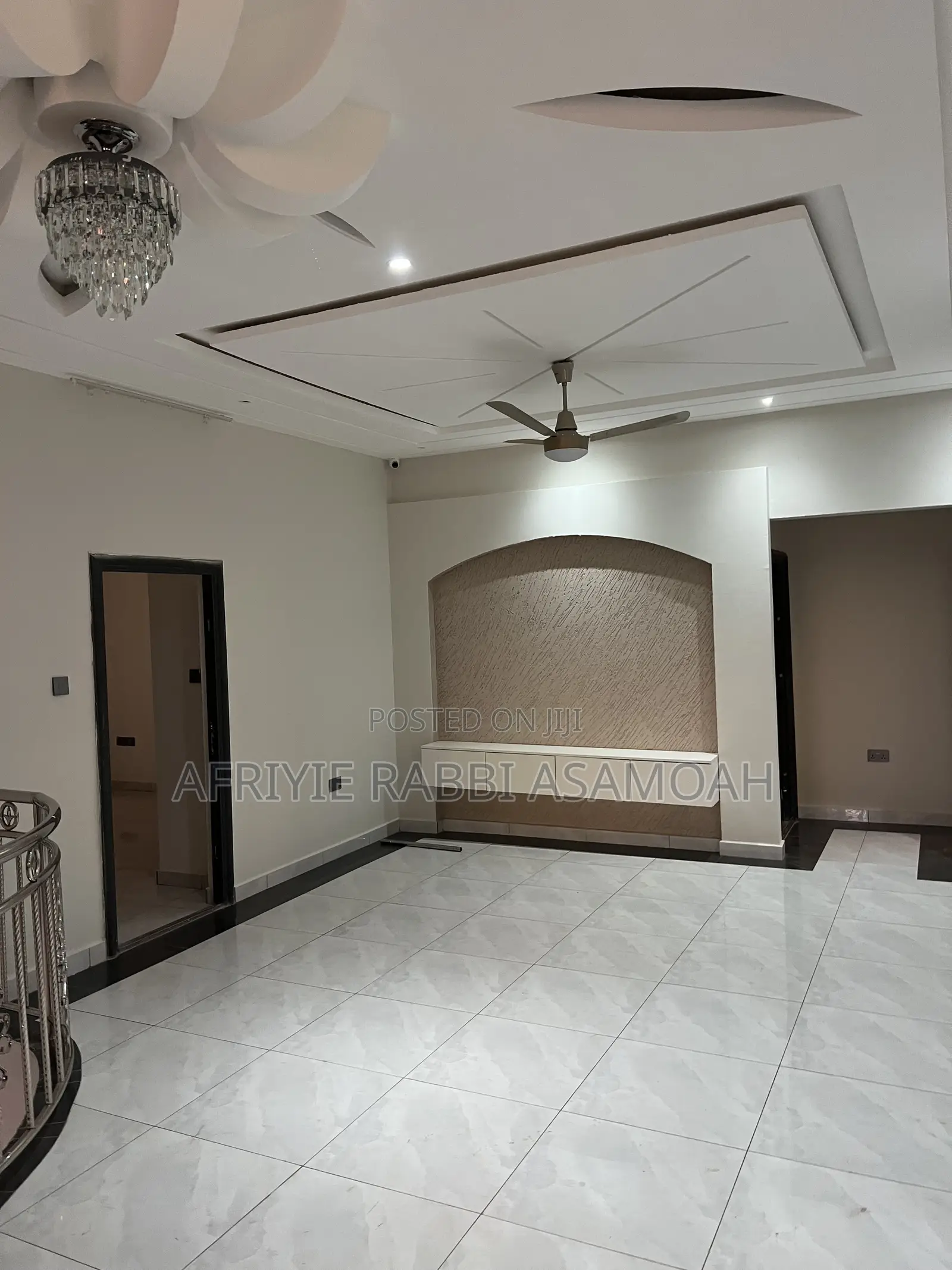 6bdrm House in Santasi Anyinam, Kumasi Metropolitan for sale