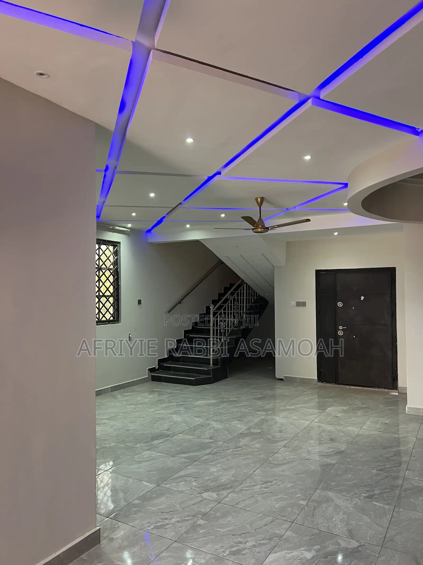 6bdrm House in Santasi Anyinam, Kumasi Metropolitan for sale