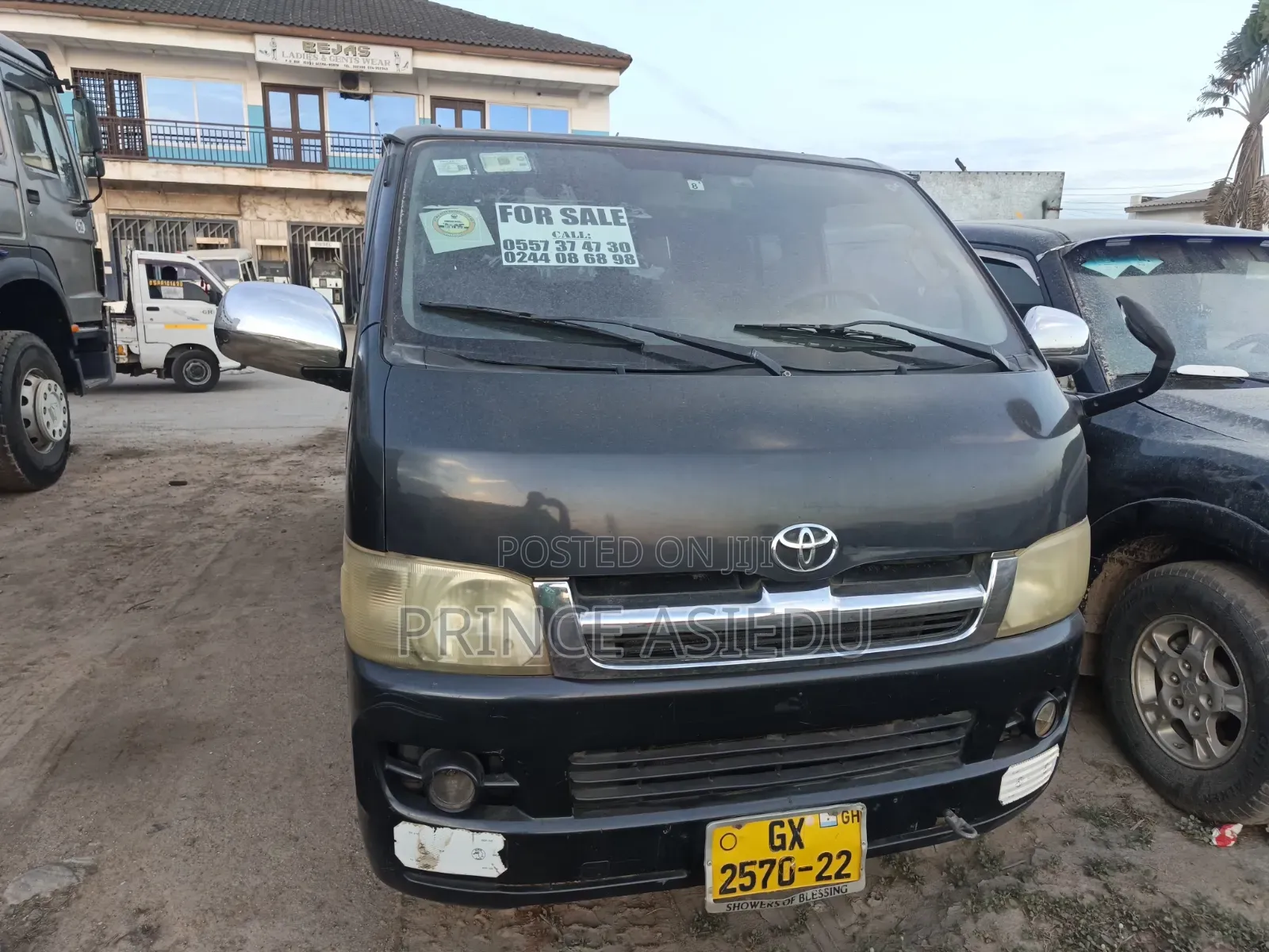 Toyota Regius 1998 Black