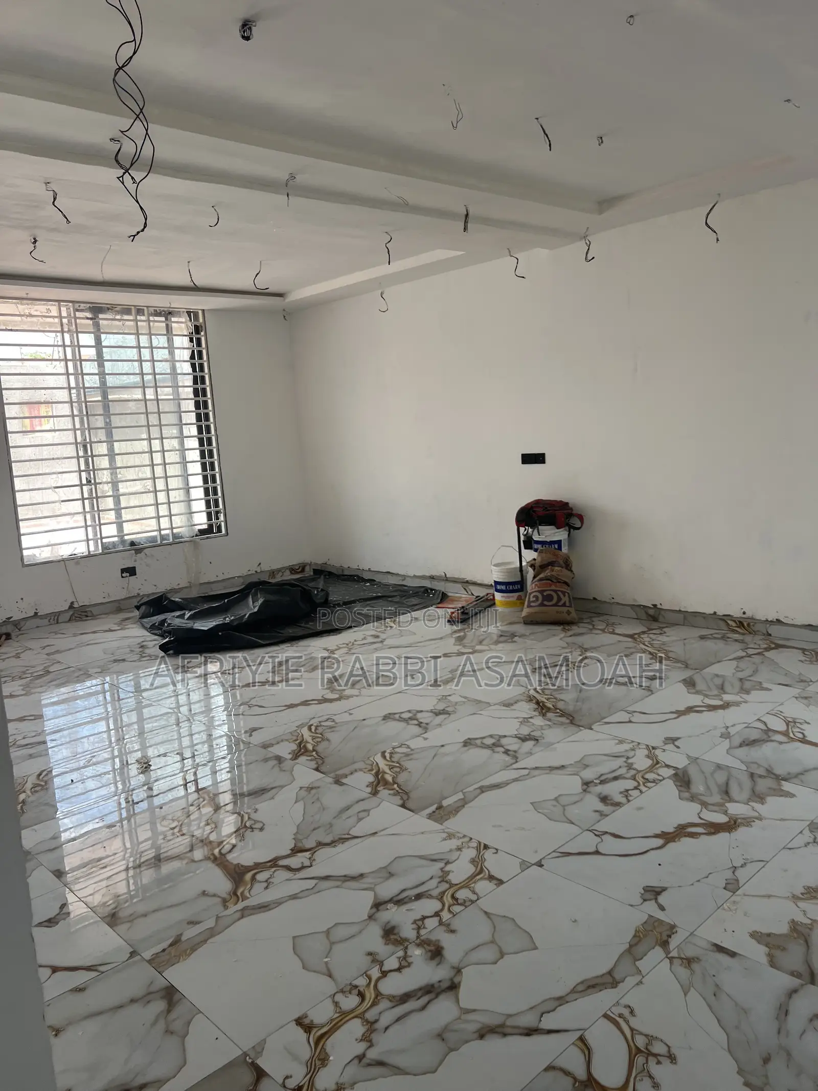 4bdrm House in Ahodwo Daban, Kumasi Metropolitan for sale