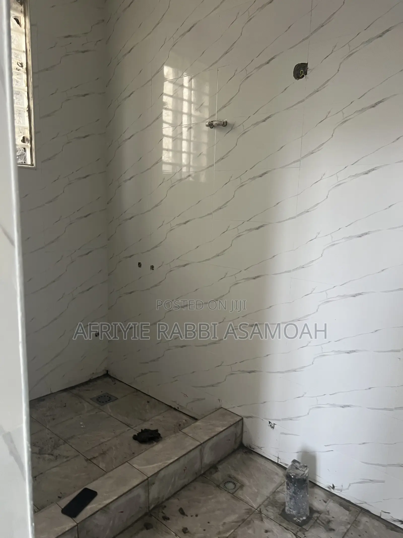 4bdrm House in Ahodwo Daban, Kumasi Metropolitan for sale