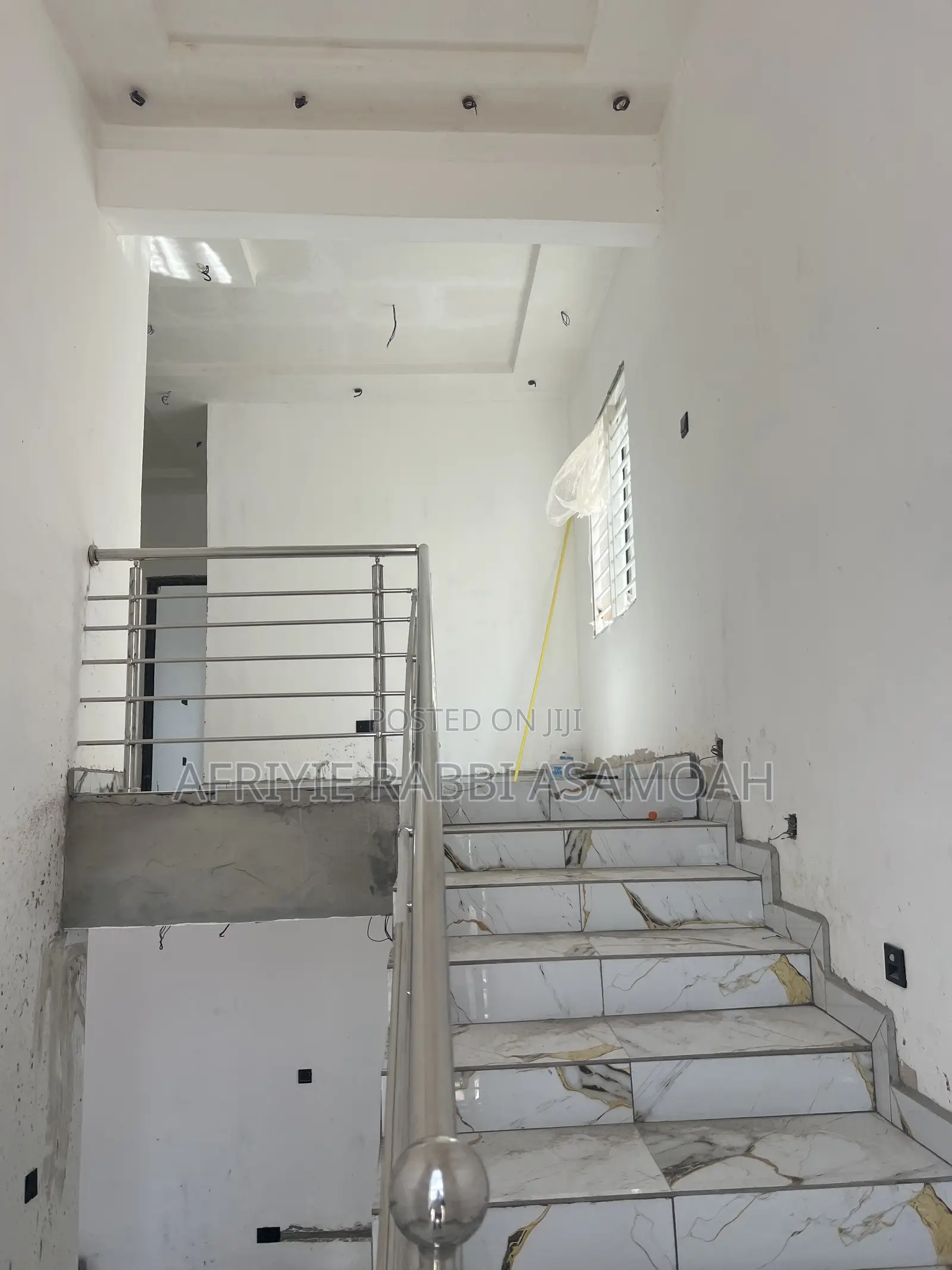 4bdrm House in Ahodwo Daban, Kumasi Metropolitan for sale