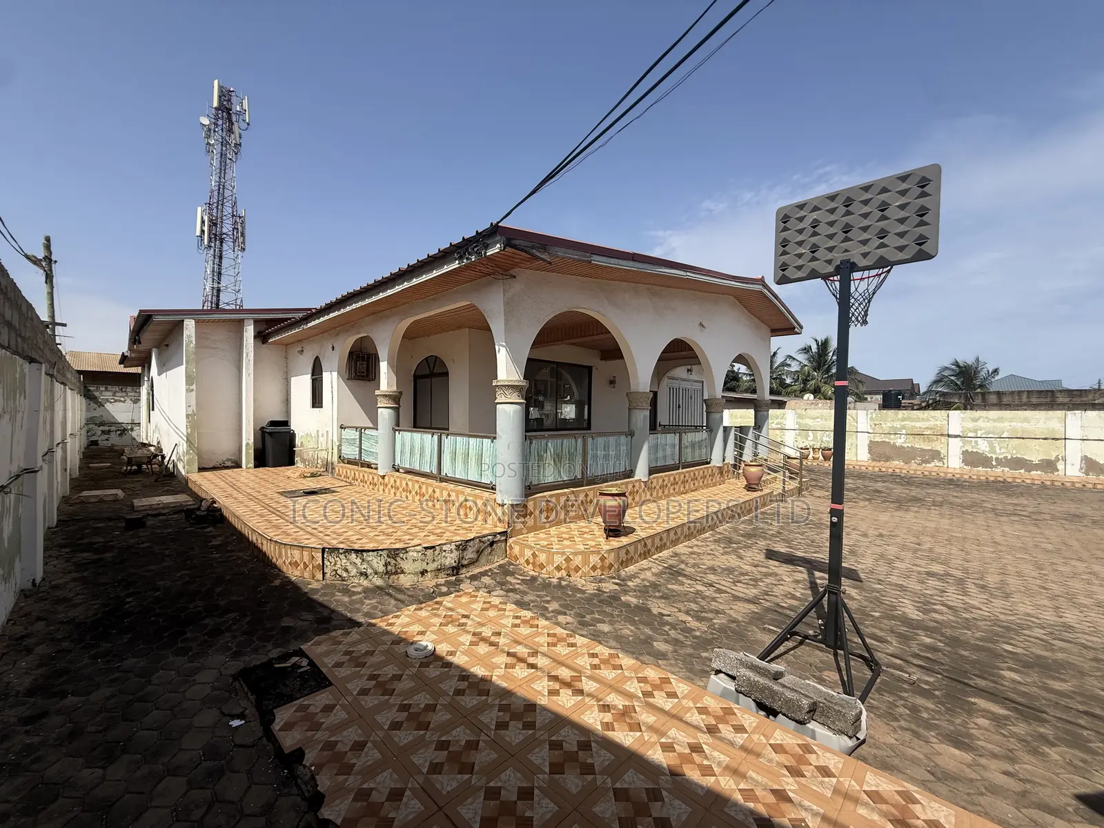 4bdrm House in Spintex 18 for sale