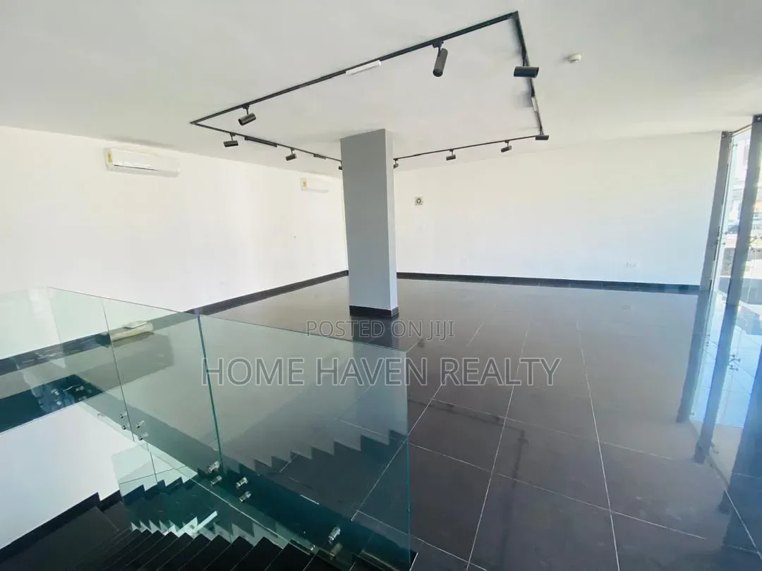 187 Square Meter Office Space for Rent at Dzorwulu