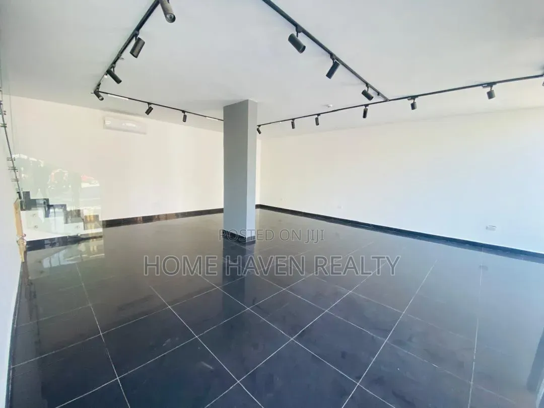 187 Square Meter Office Space for Rent at Dzorwulu