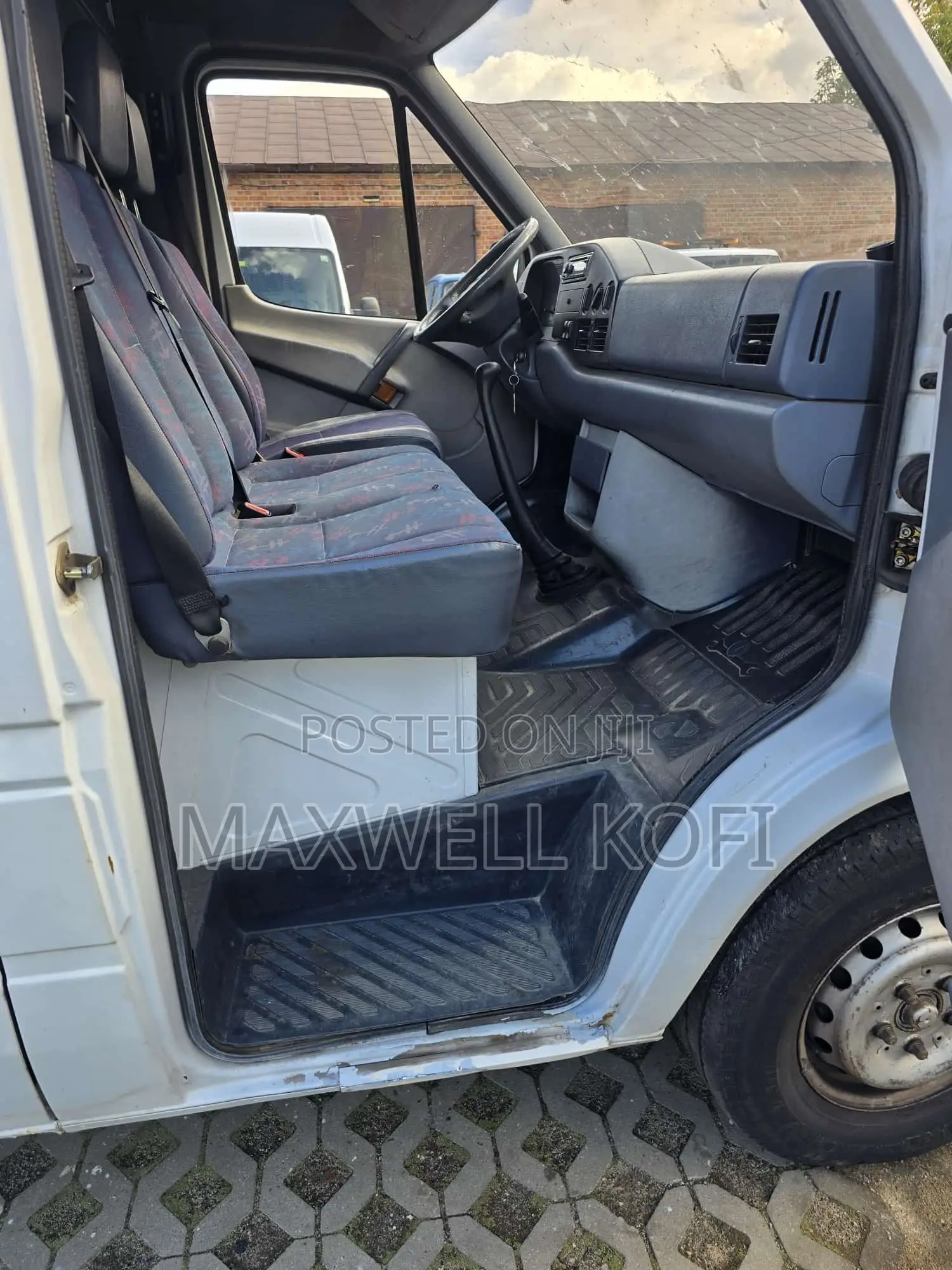 Mercedes-Benz Sprinter 2005 White