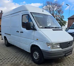 Mercedes-Benz Sprinter 2005 White