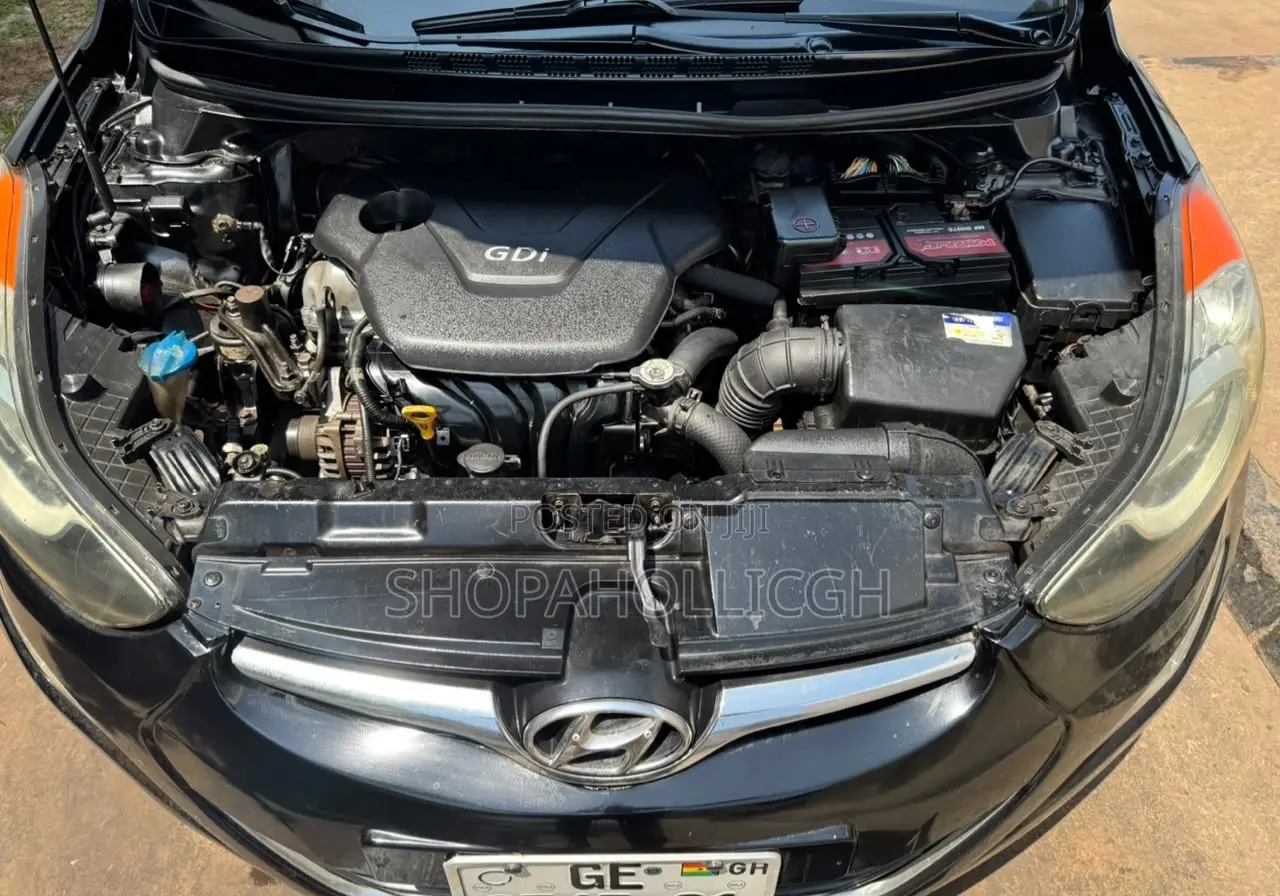 Hyundai Avante 2014 Black