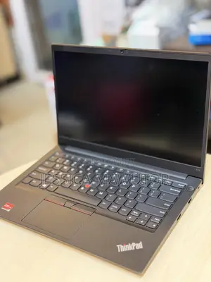 Laptop Lenovo ThinkPad E14 Gen 2 12GB AMD Ryzen 7 SSD 256GB