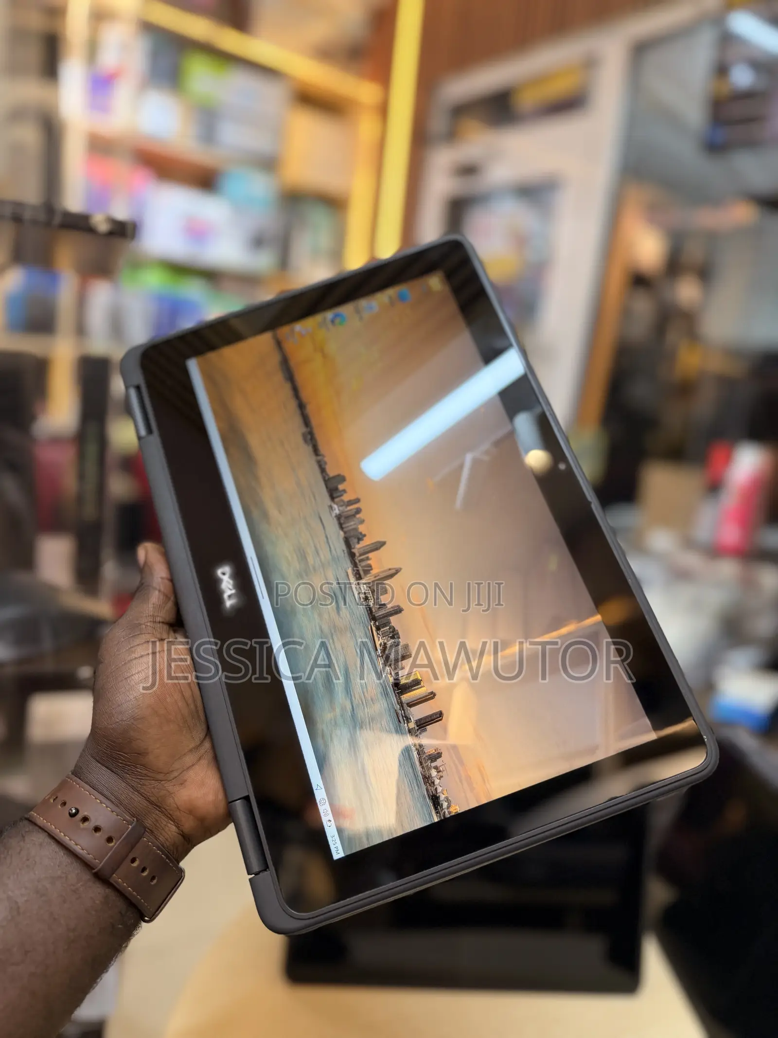 Laptop Dell Latitude 3190 2-in-1 4GB Intel Celeron SSD 128GB