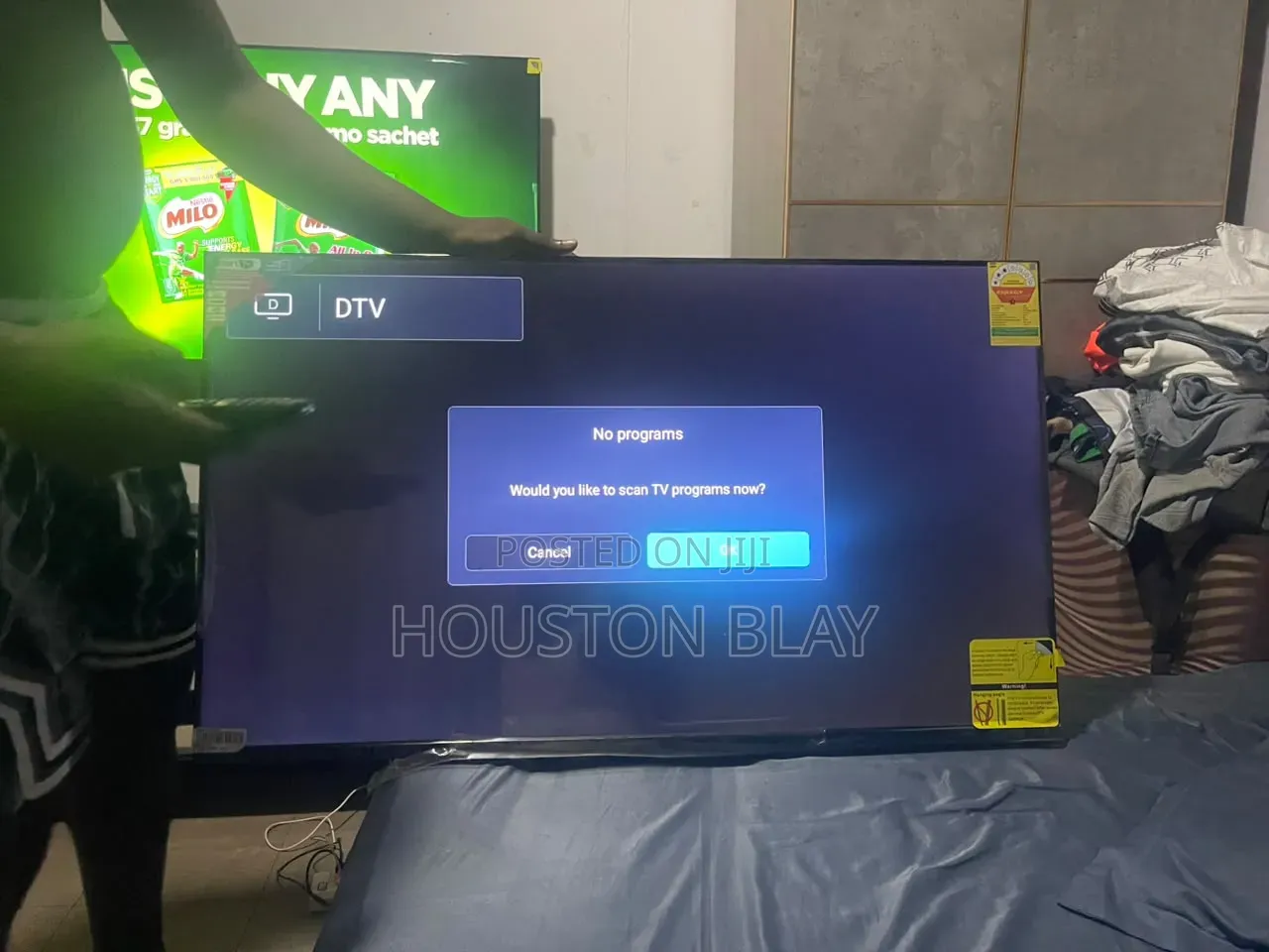 Asano Smart Android TV 43