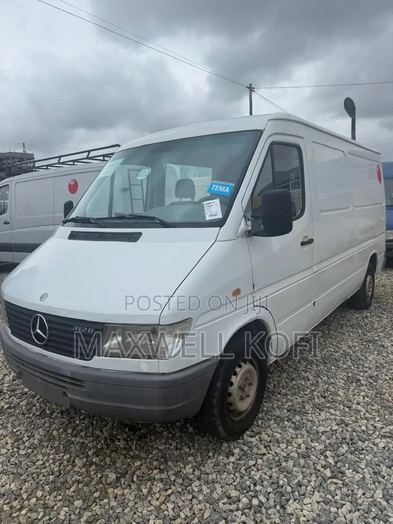 Mercedes-Benz Sprinter 1999 White