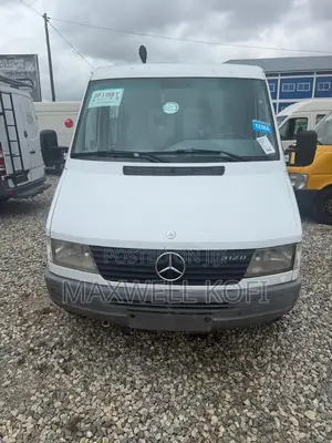 Mercedes-Benz Sprinter 1999 White