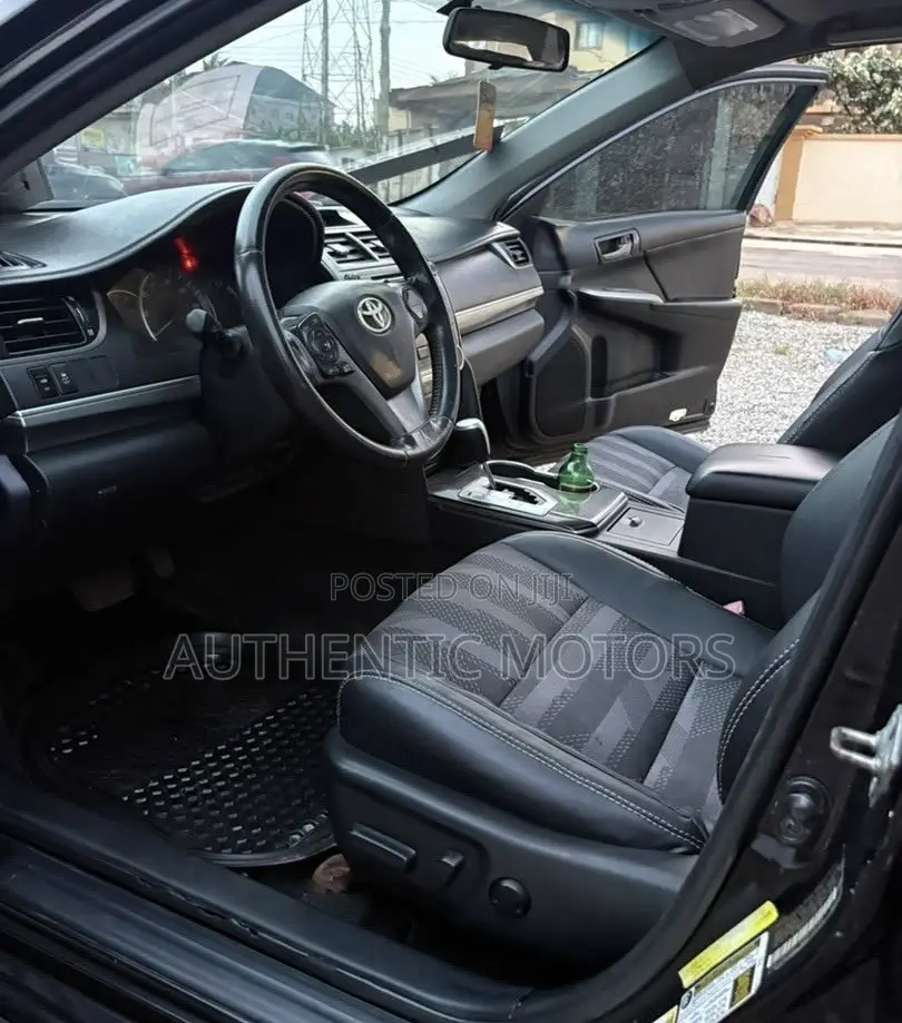 Toyota Camry SE Sport 4dr Sedan (2.5L 4cyl 6A) 2014 Black