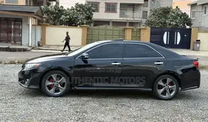 Toyota Camry SE Sport 4dr Sedan (2.5L 4cyl 6A) 2014 Black