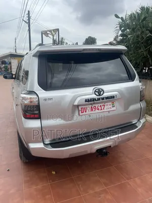 Toyota 4-Runner 2020 Silver