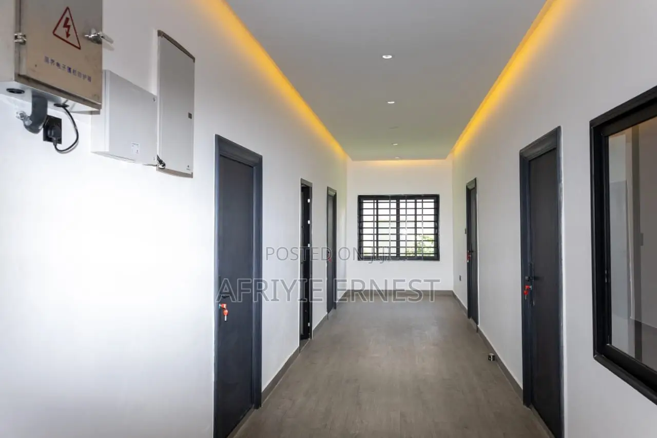 Furnished 5bdrm Apartment in Luxurious 5-Bedroom, Tseaddo for rent