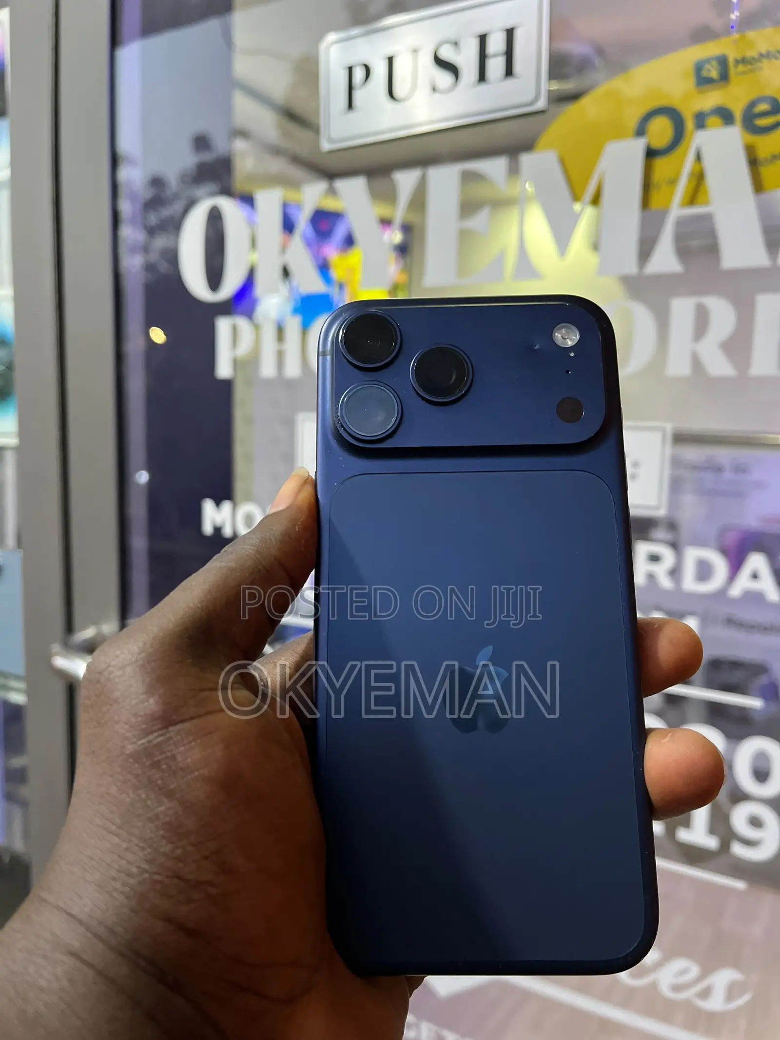 Apple iPhone 17 Pro Max 256 GB Blue
