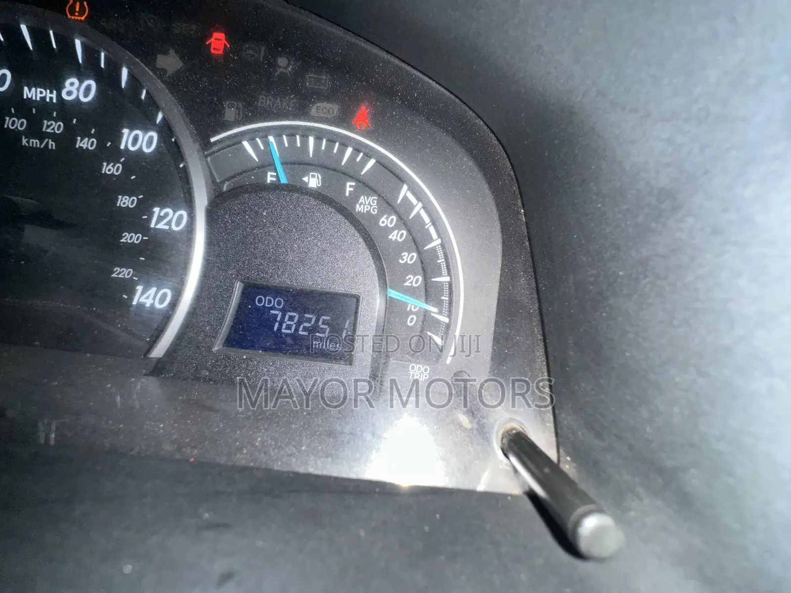 Toyota Camry SE 4dr Sedan (2.5L 4cyl 6A) 2014 Red