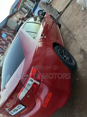 Toyota Camry SE 4dr Sedan (2.5L 4cyl 6A) 2014 Red