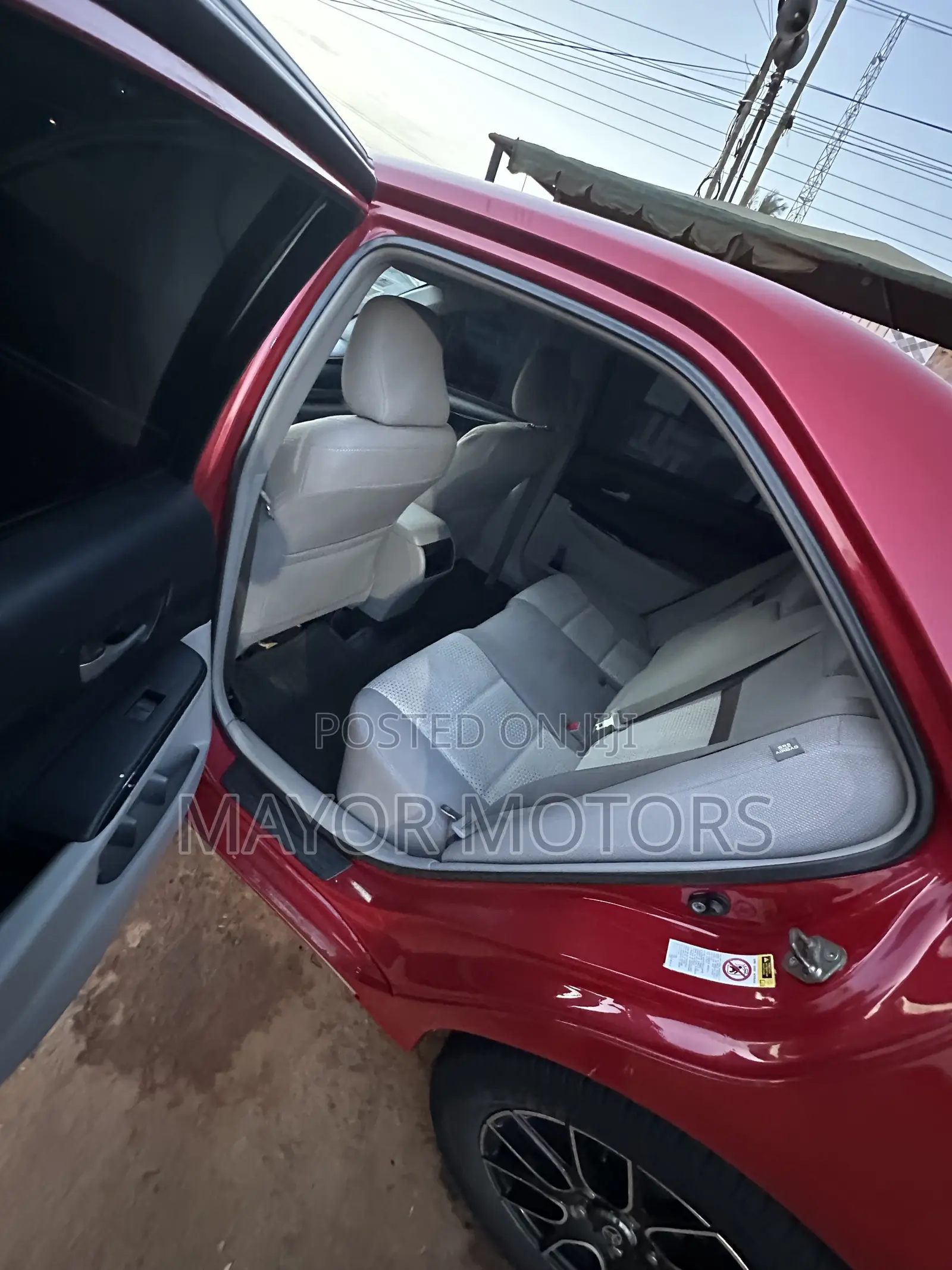 Toyota Camry SE 4dr Sedan (2.5L 4cyl 6A) 2014 Red