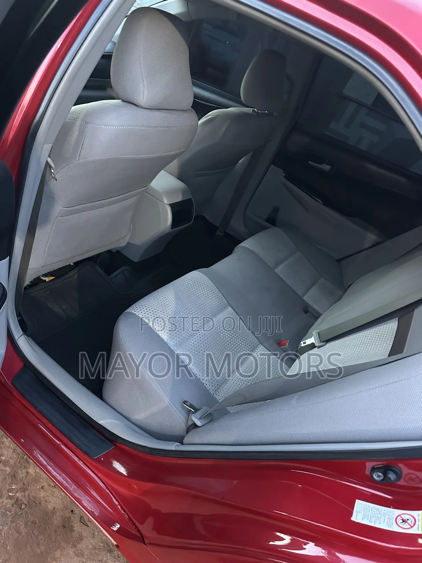 Toyota Camry SE 4dr Sedan (2.5L 4cyl 6A) 2014 Red